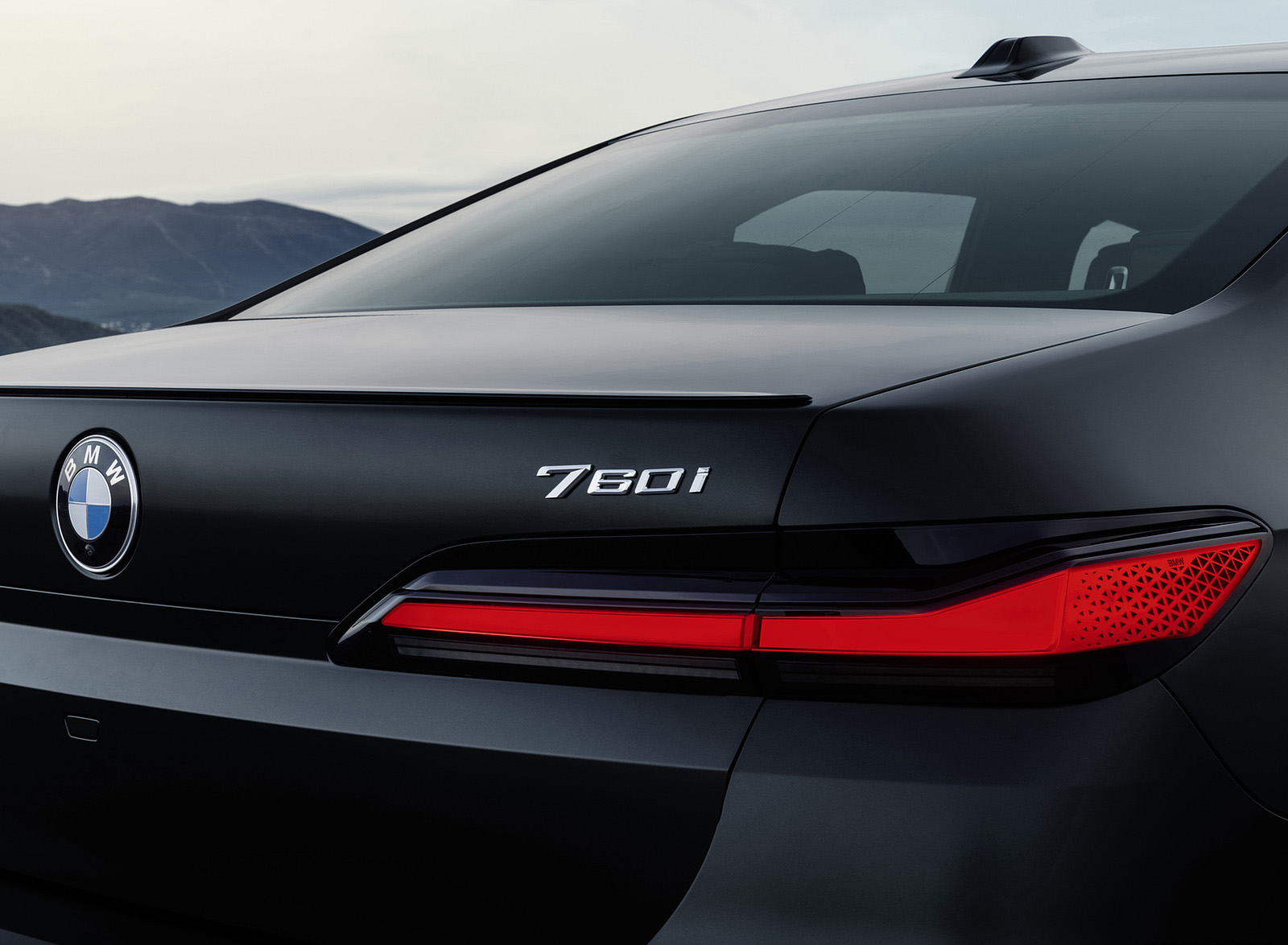 2023 BMW 7 Series 760i xDrive Tail Light Wallpapers #32 of 94