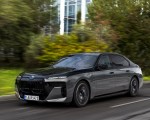 2023 BMW M760e xDrive Front Three-Quarter Wallpapers 150x120 (39)