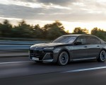 2023 BMW M760e xDrive Front Three-Quarter Wallpapers 150x120 (40)