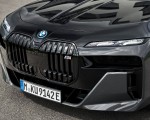 2023 BMW M760e xDrive Grille Wallpapers 150x120 (26)