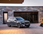 2023 BMW X7 Front Three-Quarter Wallpapers  150x120 (40)