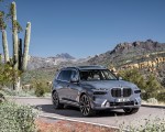 2023 BMW X7 Front Three-Quarter Wallpapers 150x120 (26)