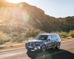 2023 BMW X7 Front Three-Quarter Wallpapers 150x120 (12)