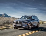 2023 BMW X7 Front Three-Quarter Wallpapers 150x120 (9)