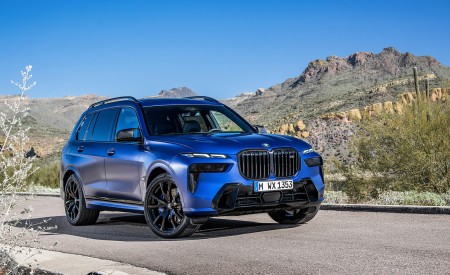 2023 BMW X7 M60i xDrive Front Three-Quarter Wallpapers 450x275 (25)