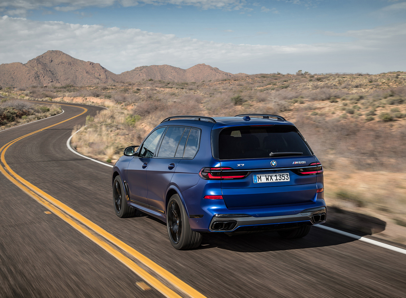 2023 BMW X7 M60i xDrive Rear Three-Quarter Wallpapers (12)
