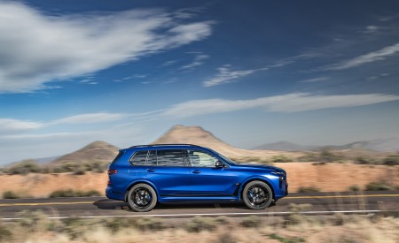 2023 BMW X7 M60i xDrive Side Wallpapers 450x275 (23)