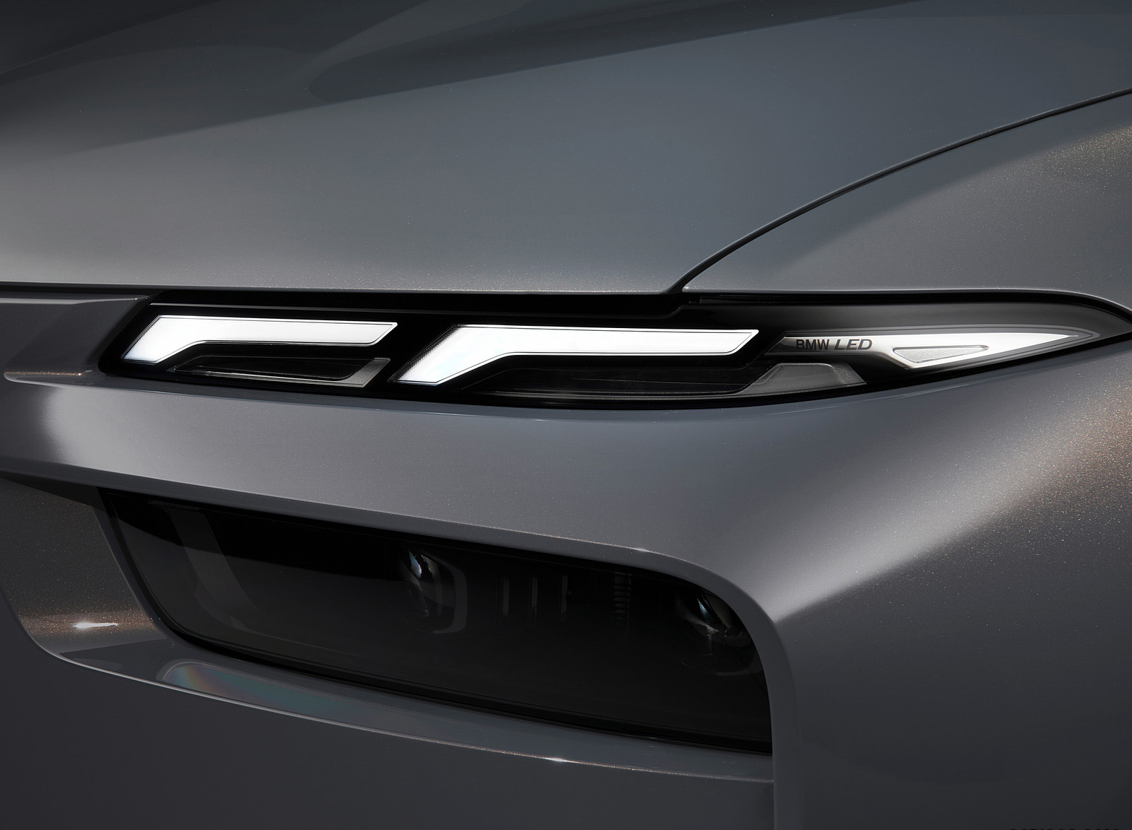 2023 BMW X7 xDrive40i Headlight Wallpapers  (11)