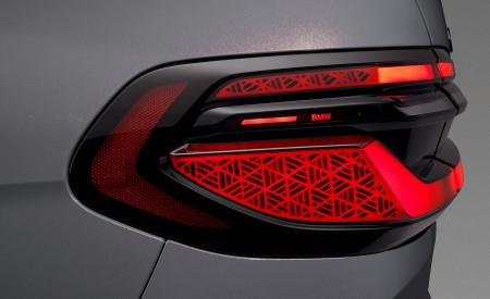 2023 BMW X7 xDrive40i Tail Light Wallpapers  450x275 (14)