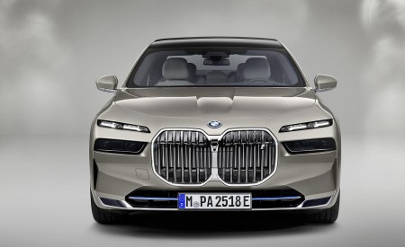 2023 BMW i7 Front Wallpapers  450x275 (26)