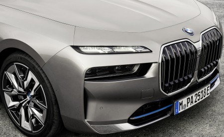 2023 BMW i7 Front Wallpapers 450x275 (31)