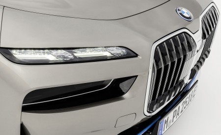 2023 BMW i7 Headlight Wallpapers 450x275 (33)
