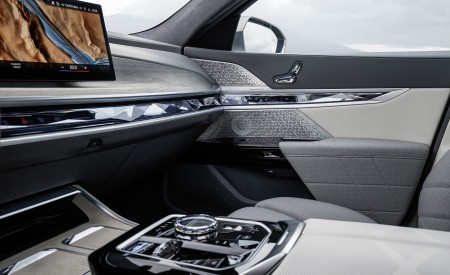 2023 BMW i7 Interior Detail Wallpapers 450x275 (54)