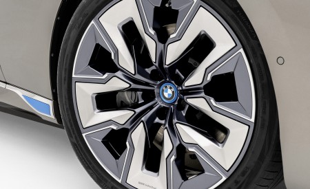 2023 BMW i7 Wheel Wallpapers  450x275 (36)