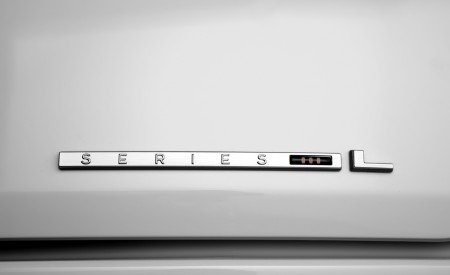 2023 Jeep Grand Wagoneer L Badge Wallpapers 450x275 (52)