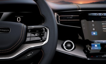 2023 Jeep Grand Wagoneer L Interior Steering Wheel Wallpapers 450x275 (93)