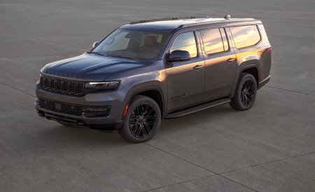 2023 Jeep Wagoneer L Front Three-Quarter Wallpapers 450x275 (2)