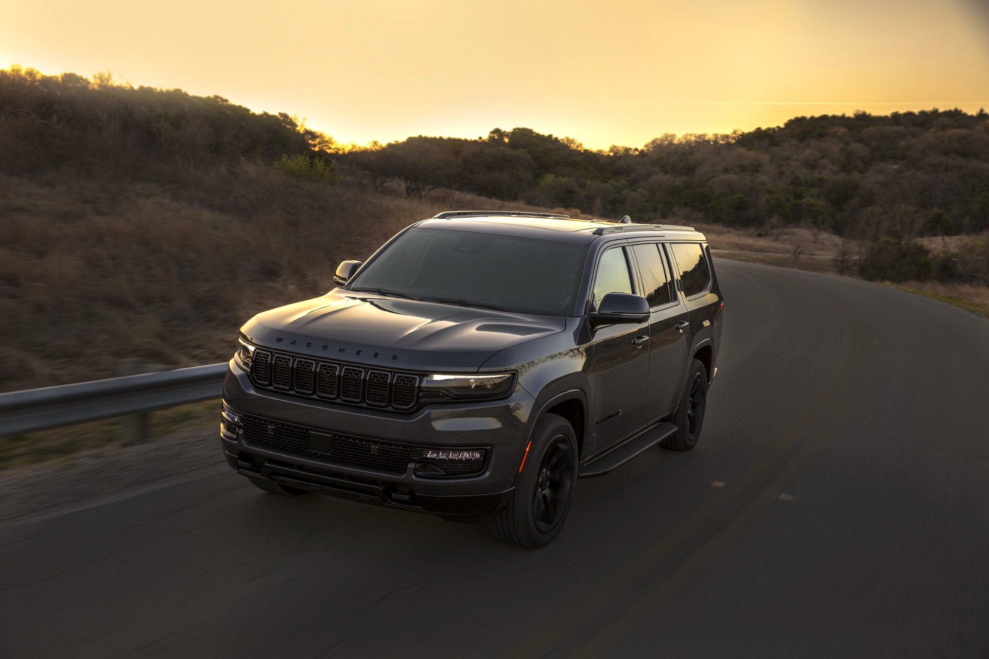 2023 Jeep Wagoneer L Front Three-Quarter Wallpapers (13)