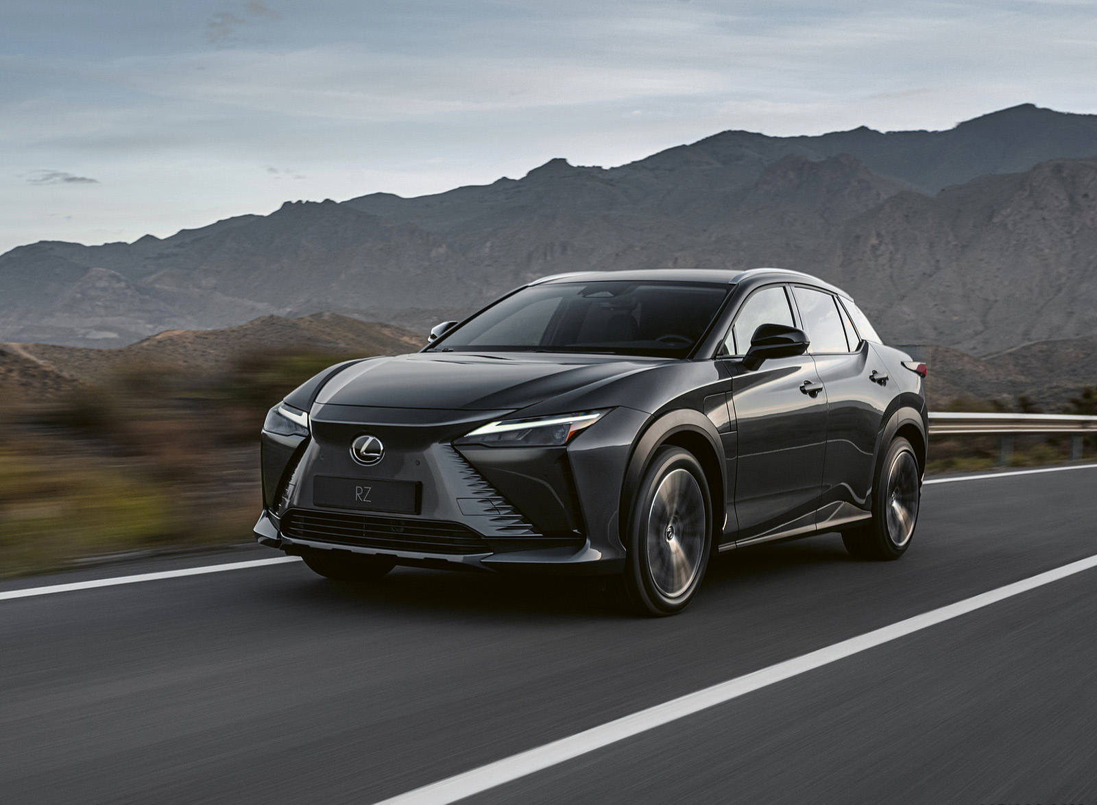 2023 Lexus RZ 450e Front Three-Quarter Wallpapers (1)