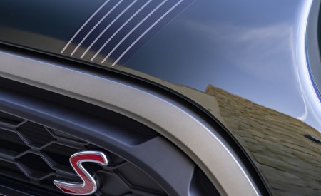 2023 MINI Cooper S Convertible Resolute Edition Badge Wallpapers 450x275 (46)