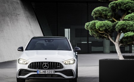 2023 Mercedes-AMG C 43 4MATIC (Color: Opalite White) Front Wallpapers 450x275 (16)
