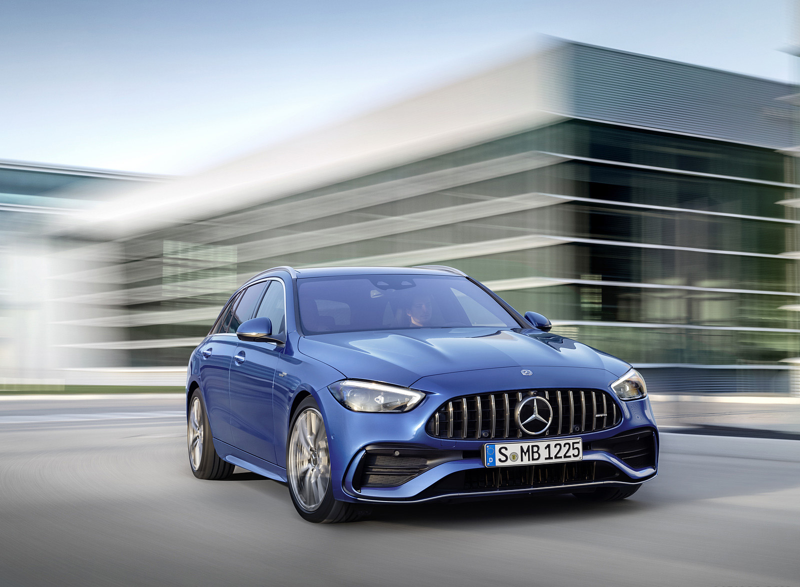 2023 Mercedes-AMG C 43 Estate 4MATIC T-Modell (Color: Spectral Blue) Front Wallpapers (10)