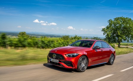 2023 Mercedes-AMG C 43 Front Three-Quarter Wallpapers  450x275 (33)