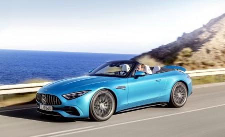 2023 Mercedes-AMG SL 43 (Color: Hyperblue Metallic) Front Three-Quarter Wallpapers 450x275 (5)