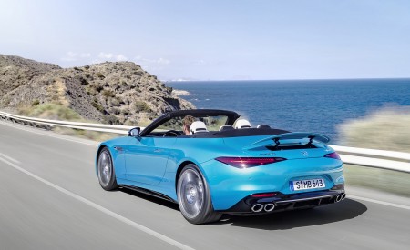 2023 Mercedes-AMG SL 43 (Color: Hyperblue Metallic) Rear Three-Quarter Wallpapers 450x275 (4)