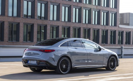 2023 Mercedes-Benz EQE 350+ (Color: Alpine Grey) Rear Three-Quarter Wallpapers 450x275 (58)