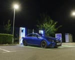 2023 Mercedes-Benz EQE 350+ (UK-Spec) Front Three-Quarter Wallpapers 150x120 (12)