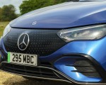 2023 Mercedes-Benz EQE 350+ (UK-Spec) Grille Wallpapers 150x120 (32)