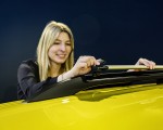 2023 Mercedes-Benz T-Class (Color: Limonite Yellow Metallic) Detail Wallpapers 150x120 (50)