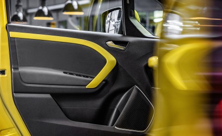 2023 Mercedes-Benz T-Class Interior Detail Wallpapers 450x275 (55)