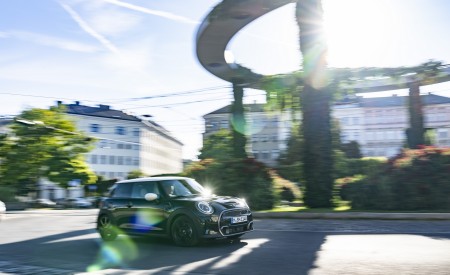 2023 Mini Cooper S Resolute Edition Front Three-Quarter Wallpapers 450x275 (16)