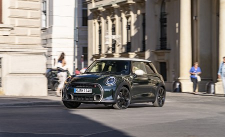 2023 Mini Cooper S Resolute Edition Front Wallpapers 450x275 (26)