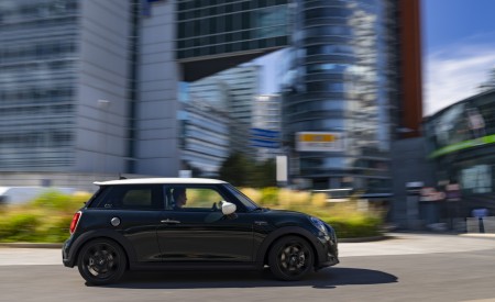 2023 Mini Cooper S Resolute Edition Side Wallpapers  450x275 (12)