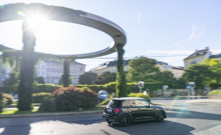 2023 Mini Cooper S Resolute Edition Side Wallpapers  450x275 (13)