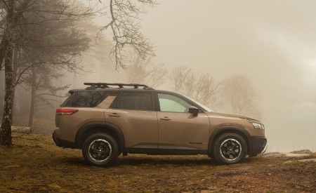 2023 Nissan Pathfinder Rock Creek Side Wallpapers 450x275 (6)