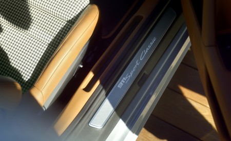 2023 Porsche 911 Sport Classic Door Sill Wallpapers 450x275 (40)