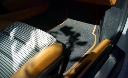 2023 Porsche 911 Sport Classic Interior Detail Wallpapers 450x275 (55)