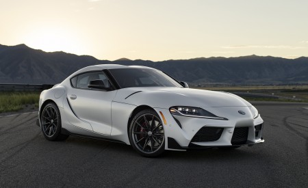 2023 Toyota GR Supra A91-MT Edition (Color: Burnout) Front Three-Quarter Wallpapers 450x275 (16)