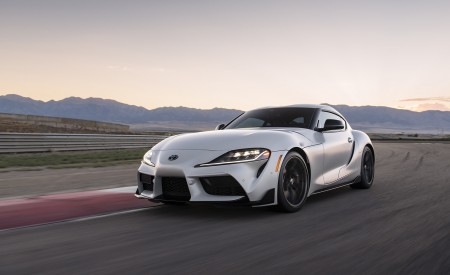 2023 Toyota GR Supra A91-MT Edition (Color: Burnout) Front Three-Quarter Wallpapers 450x275 (4)