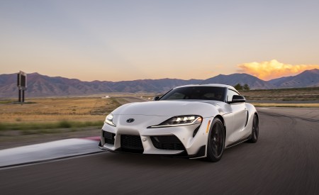 2023 Toyota GR Supra A91-MT Edition (Color: Burnout) Front Three-Quarter Wallpapers 450x275 (5)