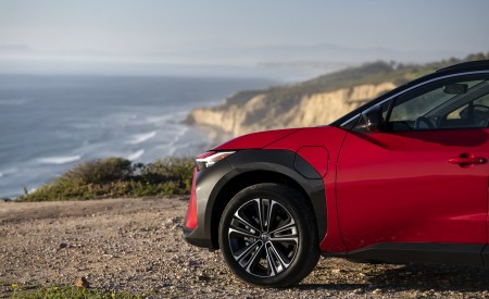 2023 Toyota bZ4X Limited AWD Detail Wallpapers 450x275 (46)