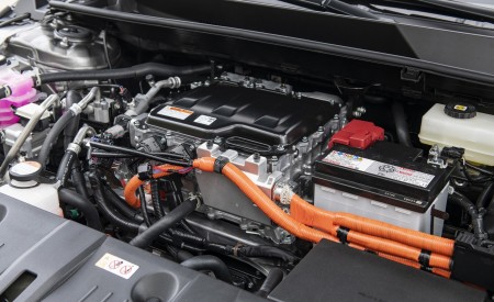 2023 Toyota bZ4X Limited AWD Engine Wallpapers 450x275 (180)