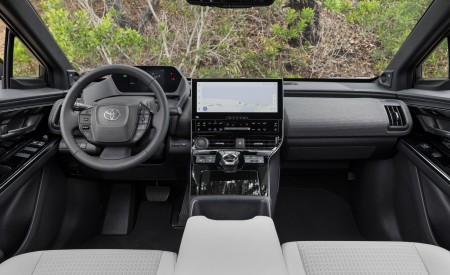2023 Toyota bZ4X Limited AWD Interior Cockpit Wallpapers 450x275 (215)