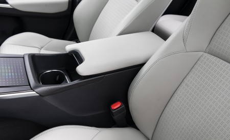 2023 Toyota bZ4X Limited AWD Interior Seats Wallpapers 450x275 (218)