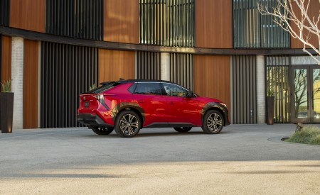 2023 Toyota bZ4X Limited AWD Rear Three-Quarter Wallpapers 450x275 (26)