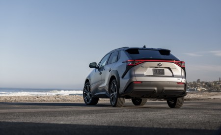 2023 Toyota bZ4X Limited AWD Rear Wallpapers 450x275 (157)